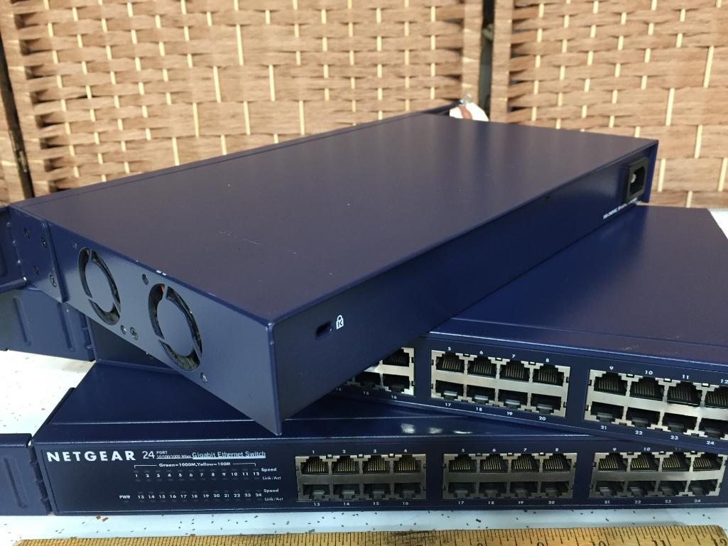 Netgear JS524 Prosafe 24 Port Gigabit RackMount Switch 3pcs