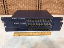 Netgear JS524 Prosafe 24 Port Gigabit RackMount Switch 3pcs