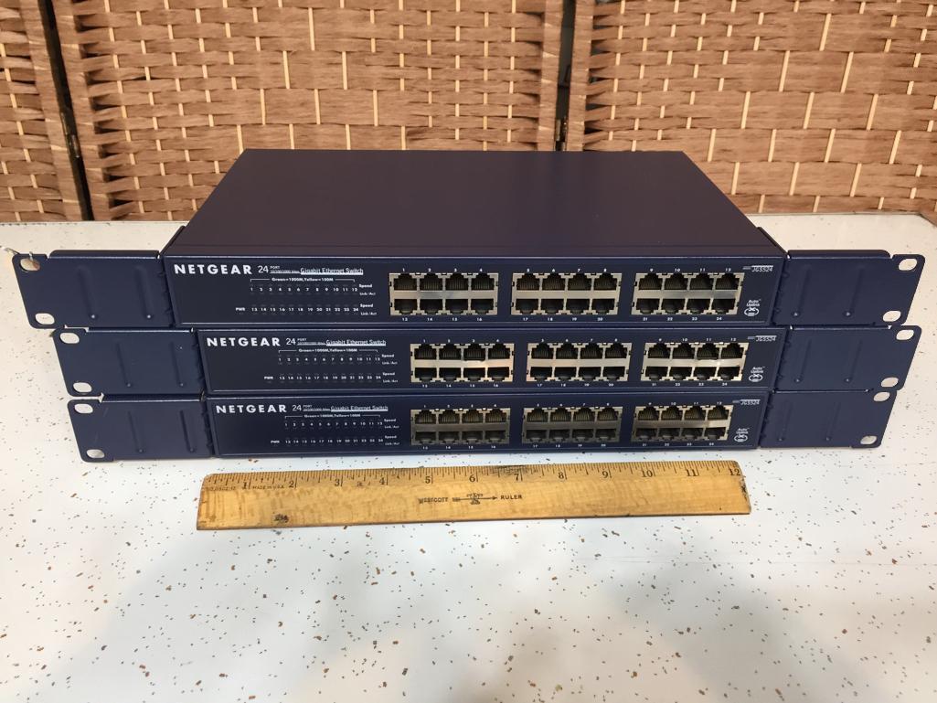 Netgear JS524 Prosafe 24 Port Gigabit RackMount Switch 3pcs