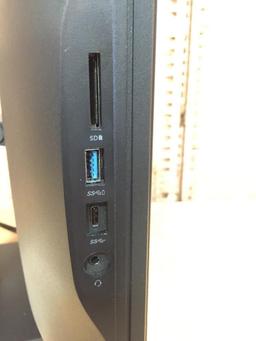 Dell Optiplex 7450 AIO 23.8" LCD Intel i7-7700 3.6GHz 8GB 500GB Wifi Bt Win 10 Desktop Computer