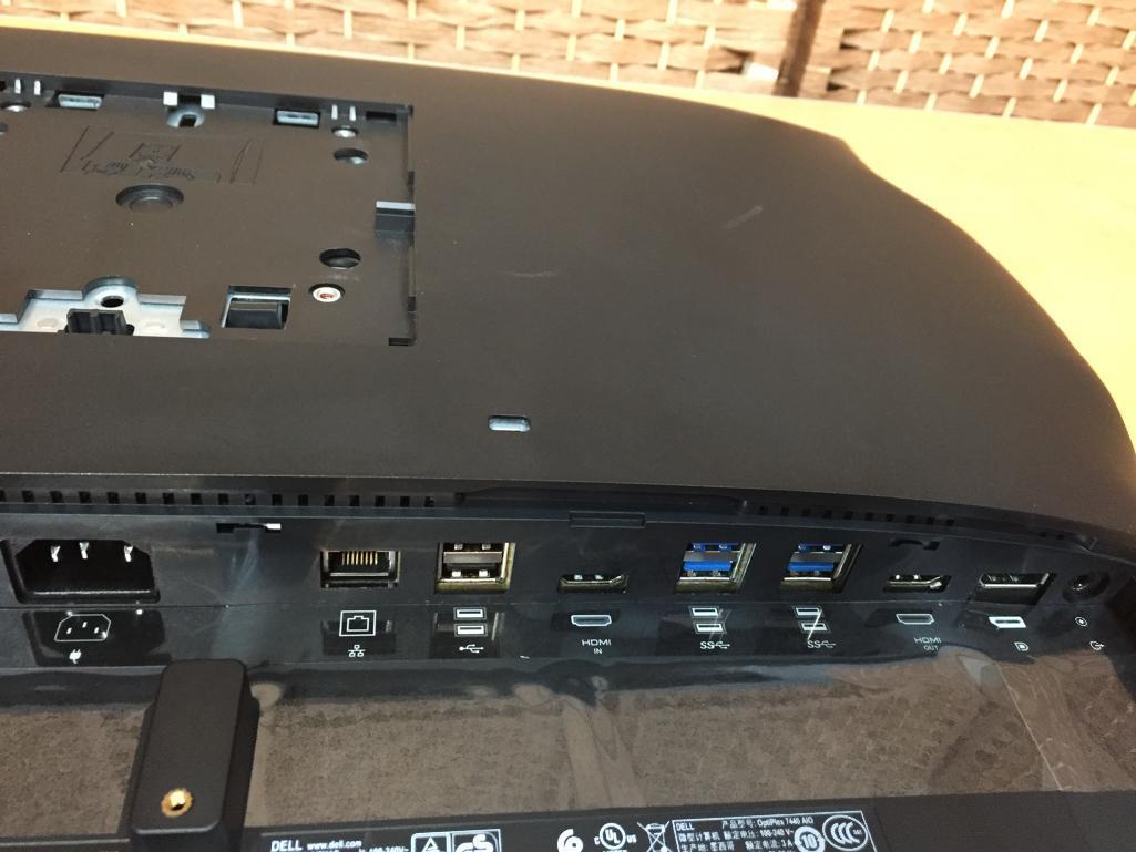 Dell Optiplex 7450 AIO 23.8" LCD Intel i7-7700 3.6GHz 8GB 500GB Wifi Bt Win 10 Desktop Computer