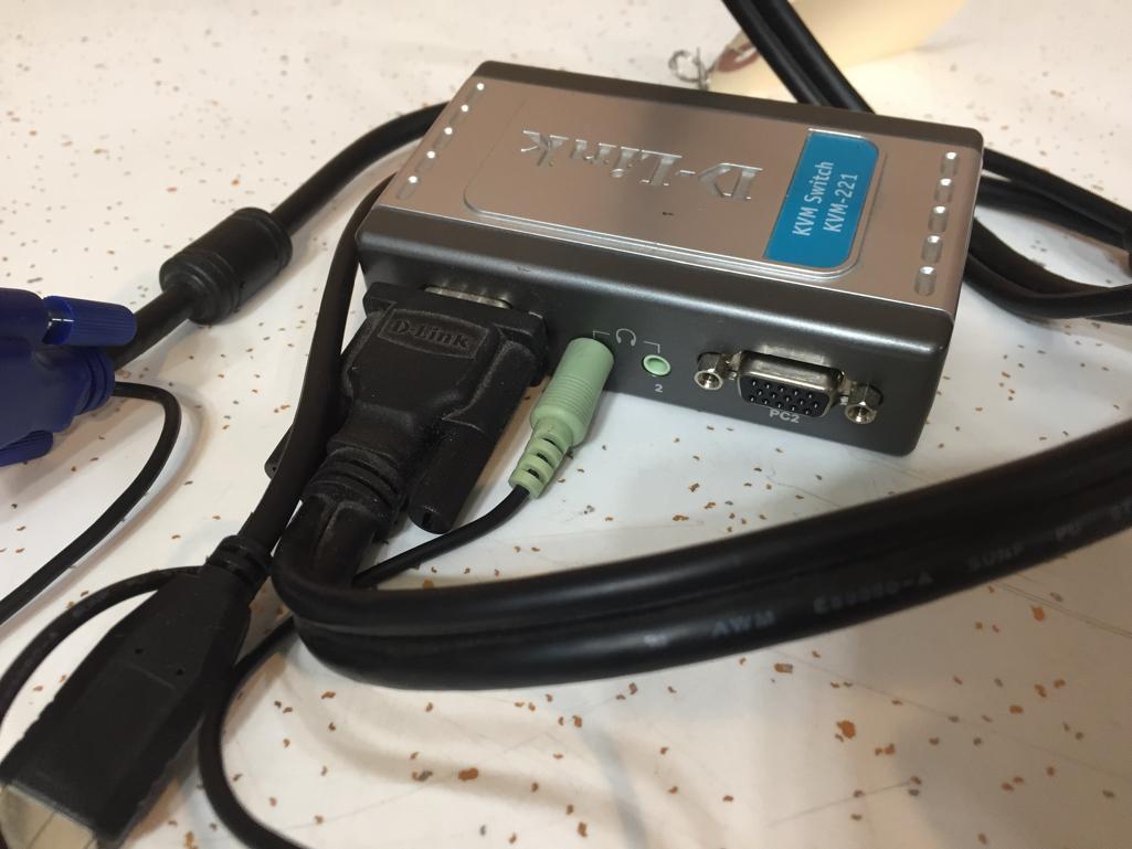 D-Link KVM-221 Switch