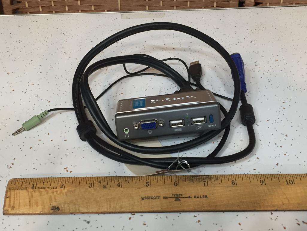 D-Link KVM-221 Switch