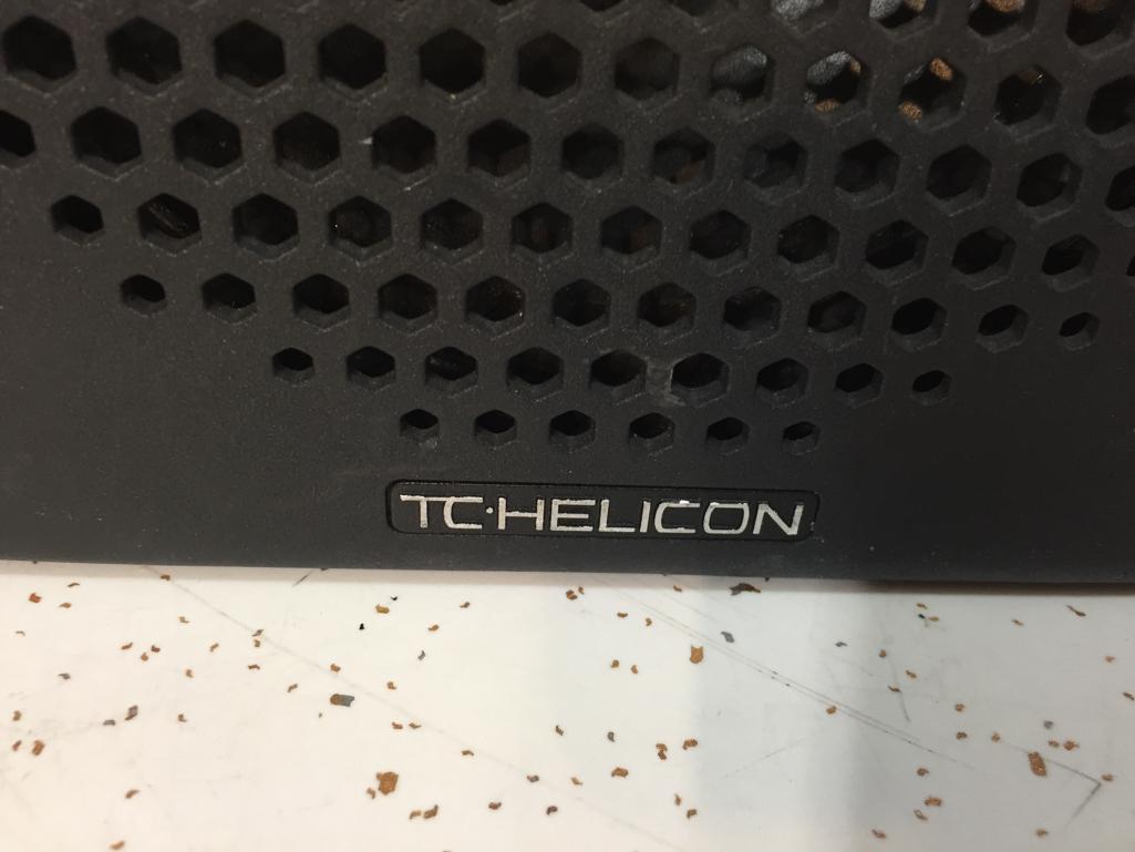 TC Helicon VSM-200 VoiceSolo Active Voice Monitor