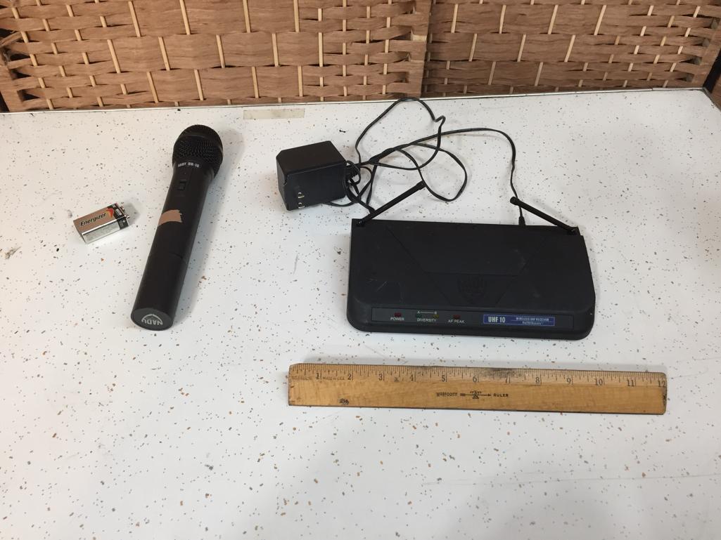 NADY UHF-10 UHF Wireless Microphone System