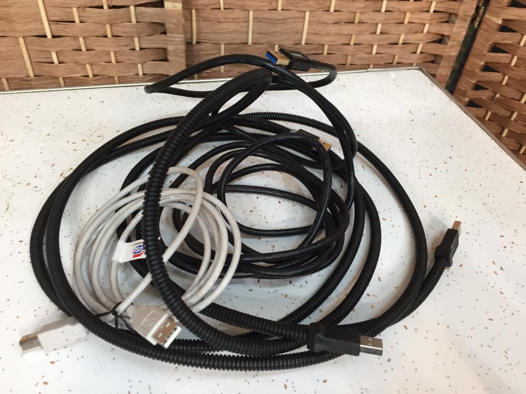 Assorted Cables USB & Monoprice Ironlink Cisco SFP-H10GB-CU2M-IL 10G SFP Cables - 11 pcs