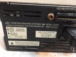 Standford Research Systems DS340 15MHz Synthesized / Digital Function Generator