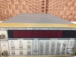 Standford Research Systems DS340 15MHz Synthesized / Digital Function Generator