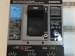 Siemens FXD63B250 250A 600VAC 3 Pole Type FXD6-A Circuit Breaker with Thermal-Magnetic Trip
