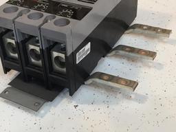 Siemens FXD63B250 250A 600VAC 3 Pole Type FXD6-A Circuit Breaker with Thermal-Magnetic Trip