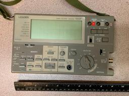 Leader 100P DMM / SCOPE 200kHz Portable Multimeter / Oscilloscope