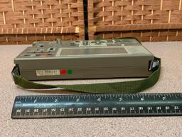 Leader 100P DMM / SCOPE 200kHz Portable Multimeter / Oscilloscope