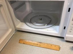 FrigidAire Microwave