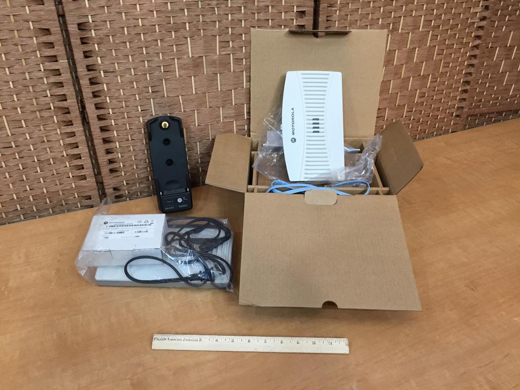 Mixed Lot / Motorola-Symbol Access Point / Docking Station