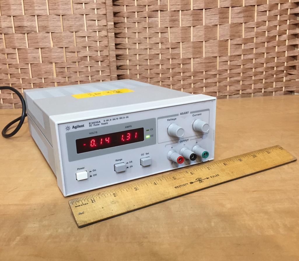 Agilent E3610A 30W 8V 3A & 15V 2A Variable Digital DC Power Supply