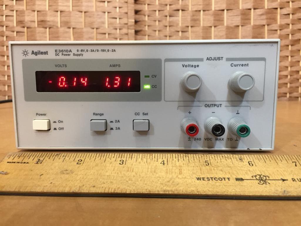 Agilent E3610A 30W 8V 3A & 15V 2A Variable Digital DC Power Supply