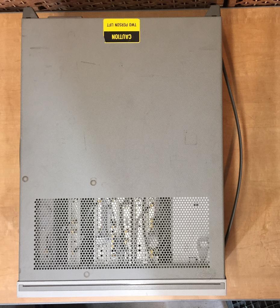 Hewlett Packard 8643A 0.26 - 2060MHz 2GHz Synthesized RF Signal Generator