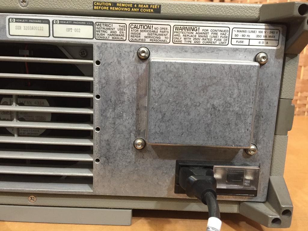 Hewlett Packard 8643A 0.26 - 2060MHz 2GHz Synthesized RF Signal Generator