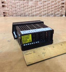 Red Lion DP5D Voltage / Current Panel Meter