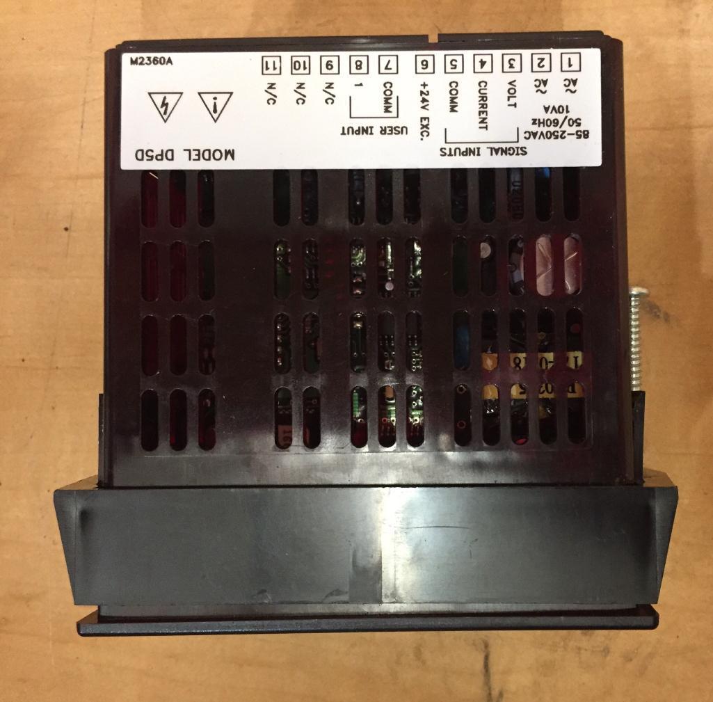 Red Lion DP5D Voltage / Current Panel Meter