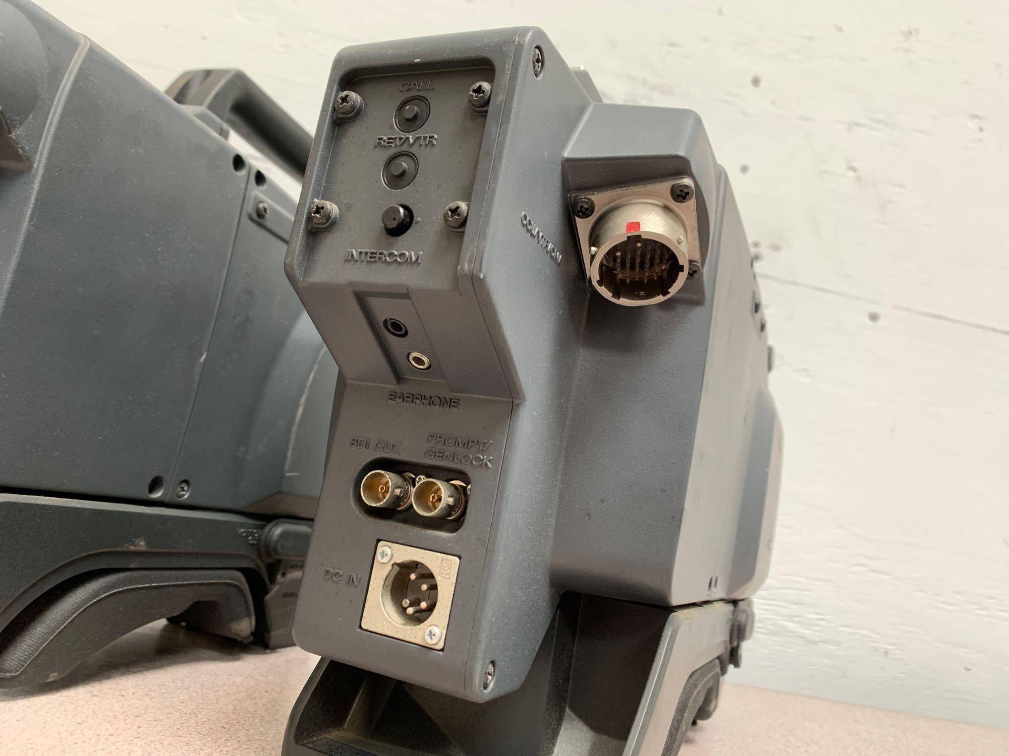 Sony DXC-D50WS Professional Digital Video Camera with CA-D50 Camera Adaptor - 2pcs