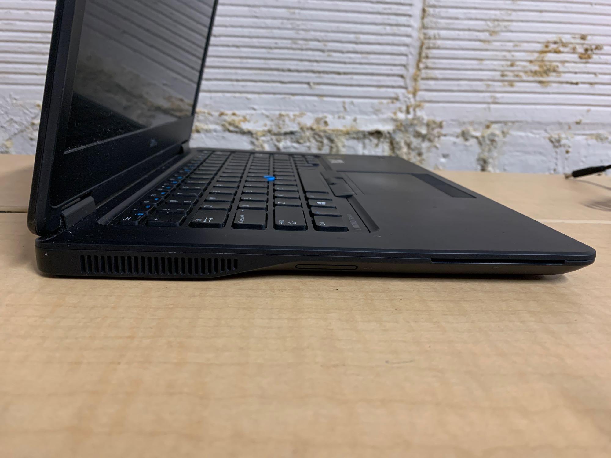 Dell Latitude E7450 14" LCD Intel i5-5300U 2.3GHz 8GB 256GB Win 10 Pro Wifi BT Laptop Computer