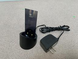 Logitech V-UBM46 USB Cameras & Logitech L-LK10 Wireles Mouse Charger Base - 3pcs