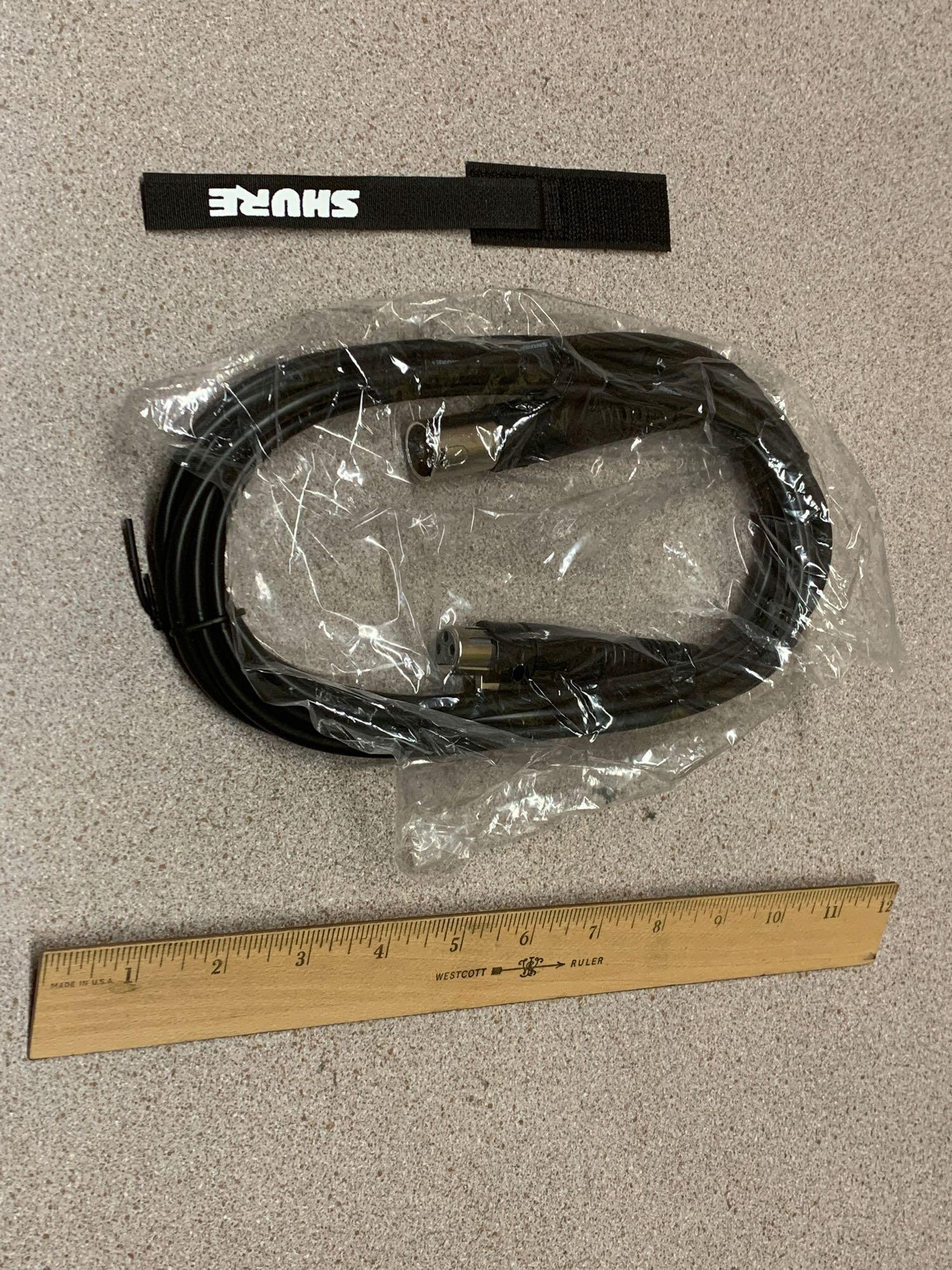 Shure PGA48-XLR Cardioid Dynamic Vocal Wired MIcrophone 15ft