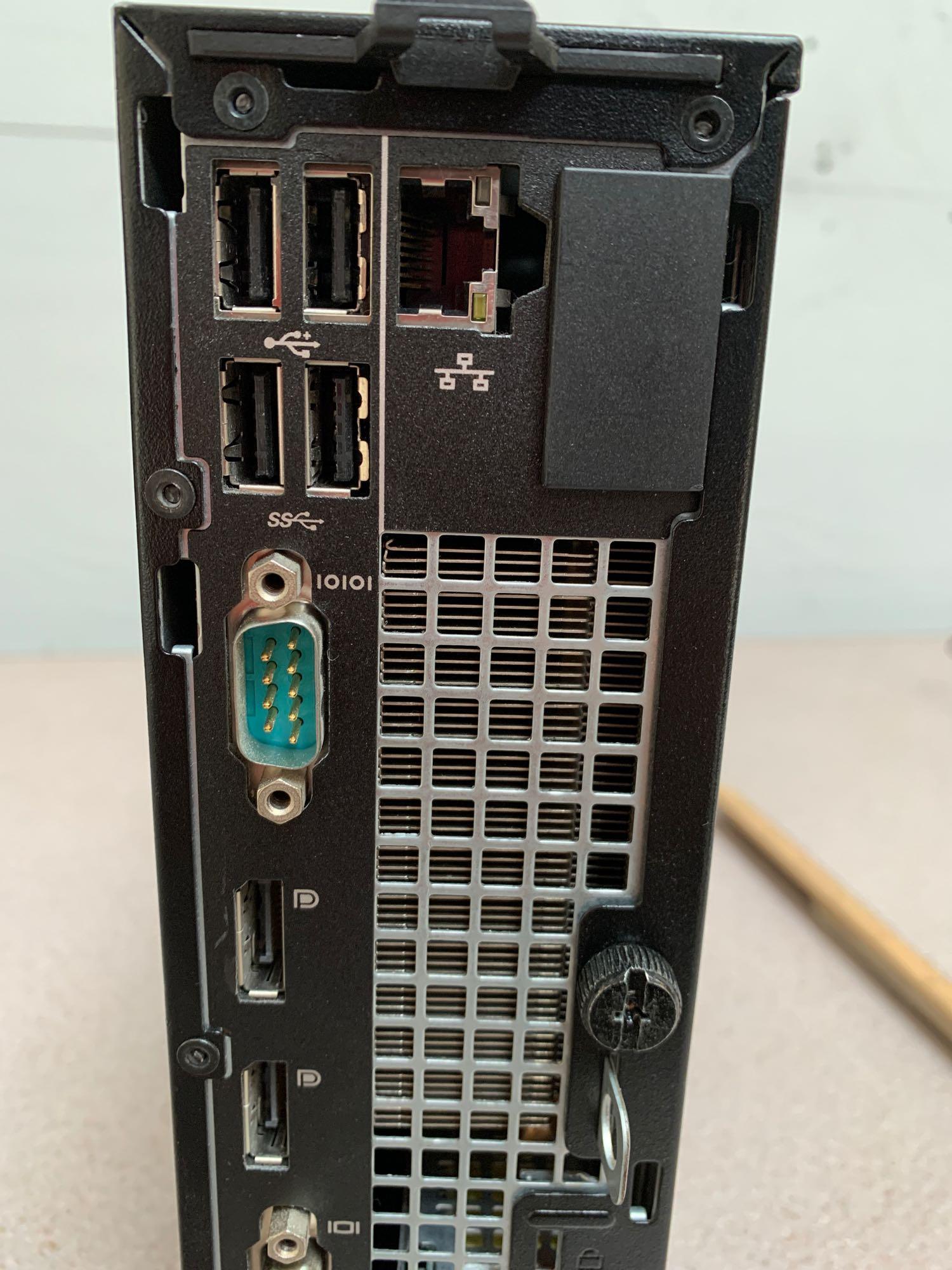 Dell Optiplex 7010 22in LCD Intel i5-3550S 3.0GHz 8GG 500GB Win 10 Home Desktop Computer