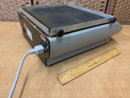 VWR Standard Orbital Shaker Model 3500