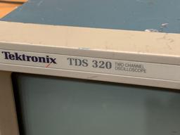 Tektronix TDS-320 100MHz 500MS/s Two Channel Digital Oscilloscope