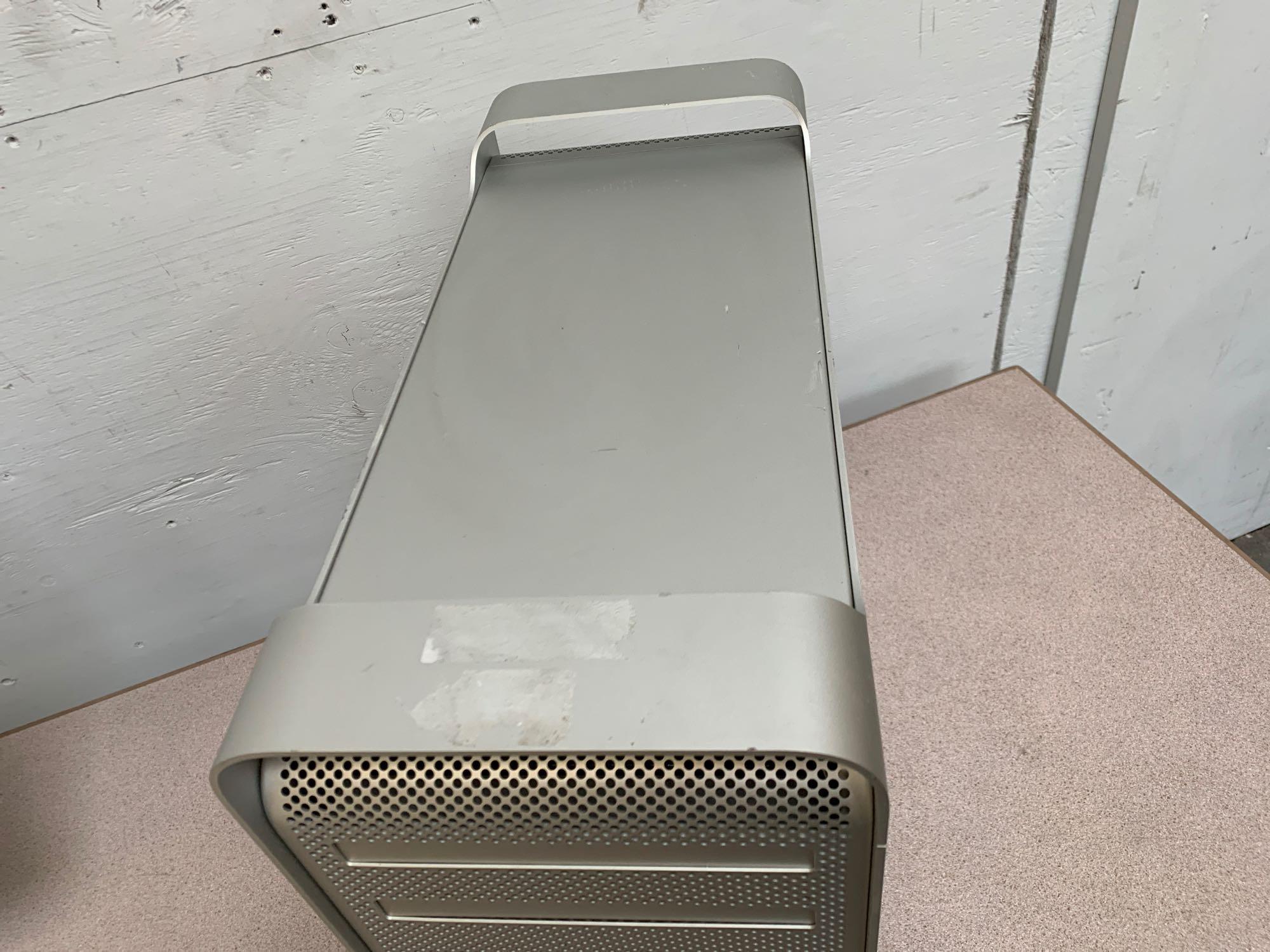Apple Mac Pro A1289 2 x Intel Xeon 6-Core 2.4GHz 32GB 500GB WIfi / BT / DVD Mac OS High Sierra
