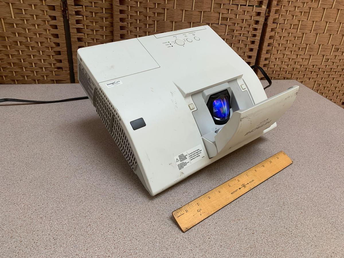 Hitachi CP-AW312WN Ultra Short Throw LCD Video Projector HDMI