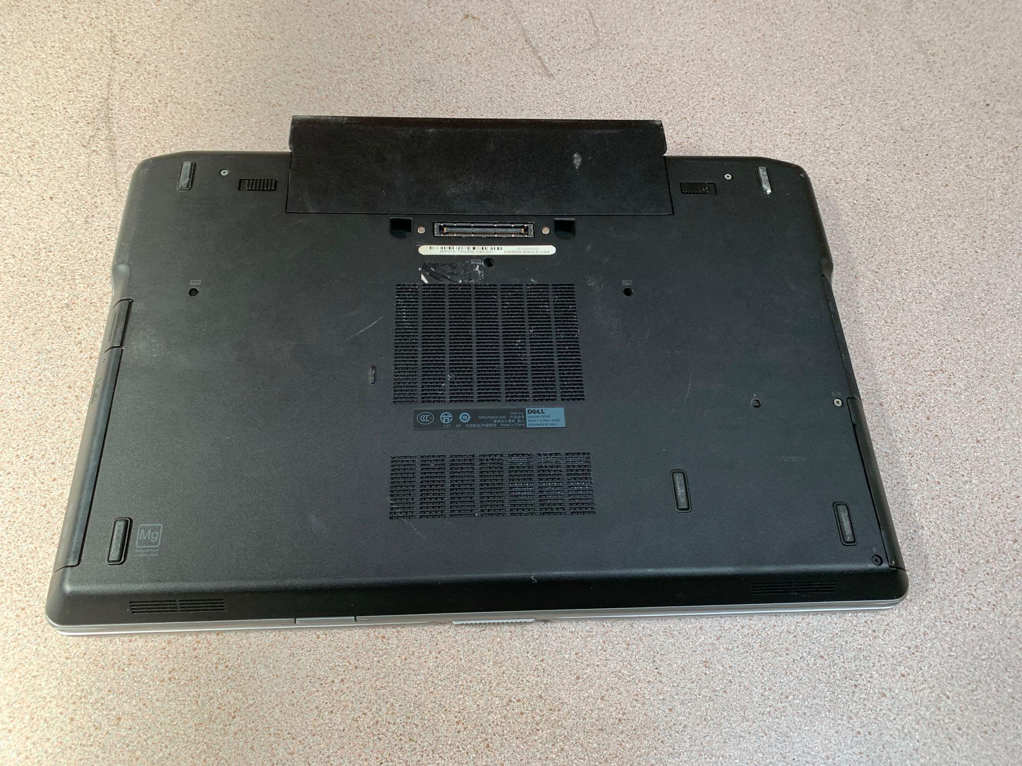 Dell Latitude E6530 15.6in LCD Intel i5-3320 2.6GHz 6GB 320GB Wifi BT WebCam NO OS Laptops - 4pcs