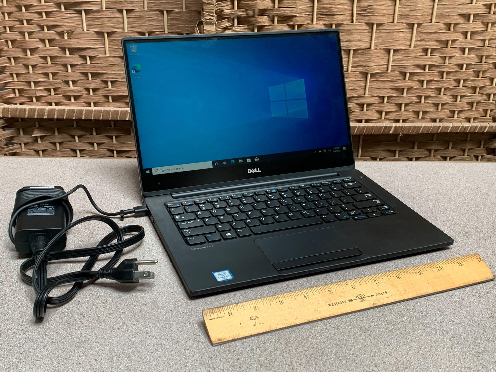 Dell Latitude 7370 13.3in LCD Intel m7-6Y75 1.2GHz 8GB 256GB Wifi Bt Cam Win 10 Touchsreen Laptop