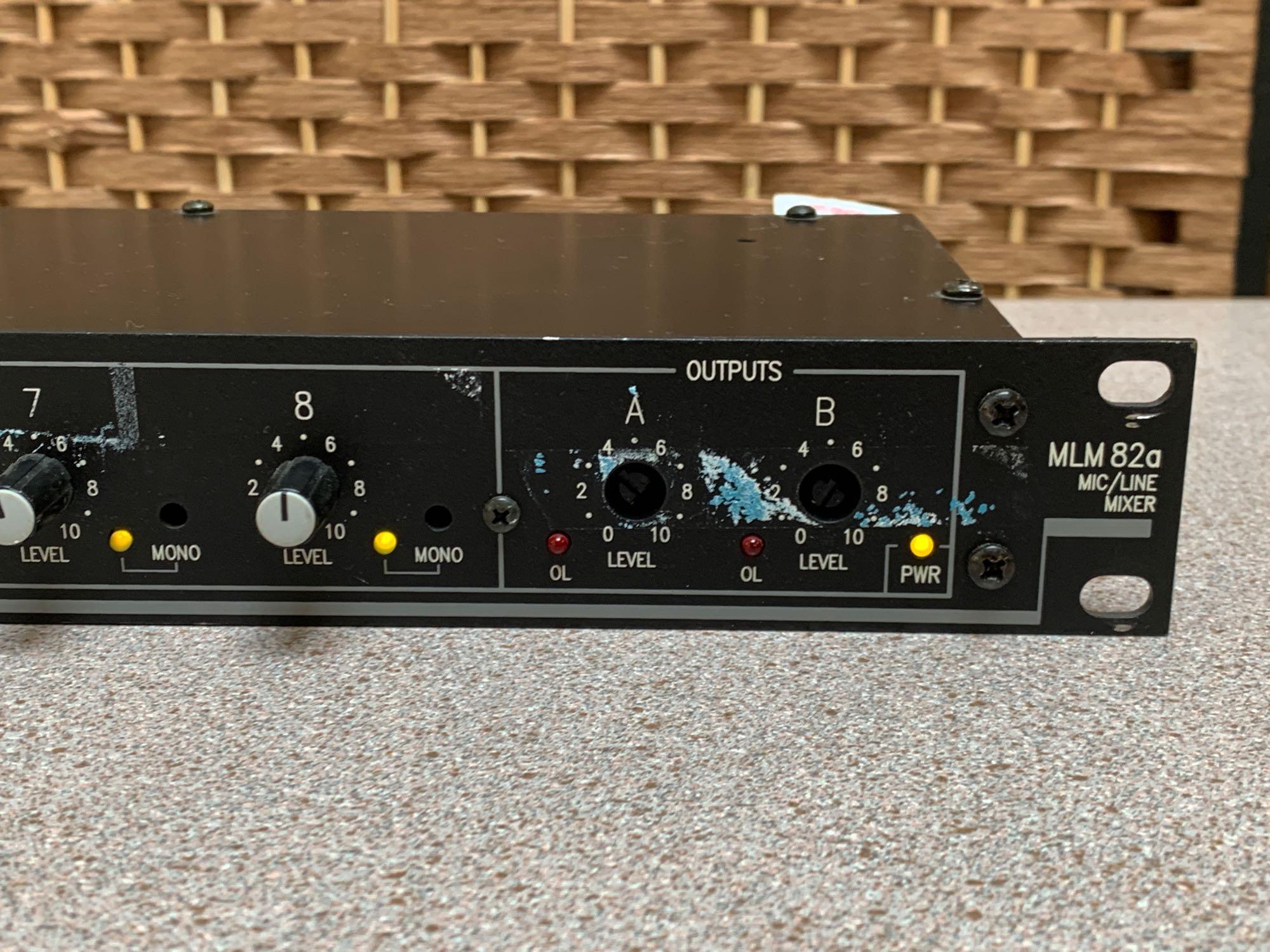 Rane MLM 82a 8 Channelk Rackmountable Mic/Line Mixer