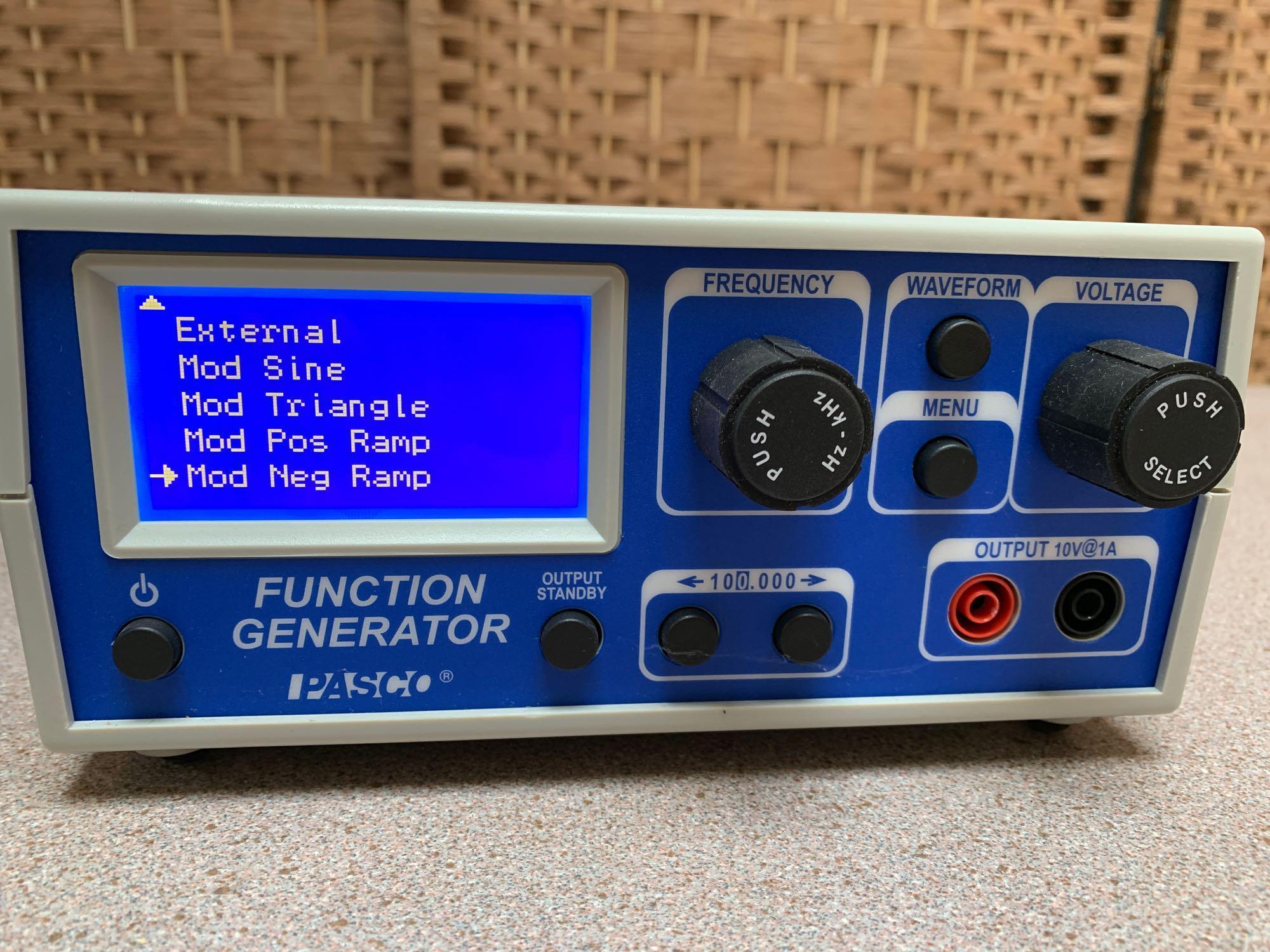 Pasco Scientific PI-8127 0.001Hz to 150kHz Function Generator