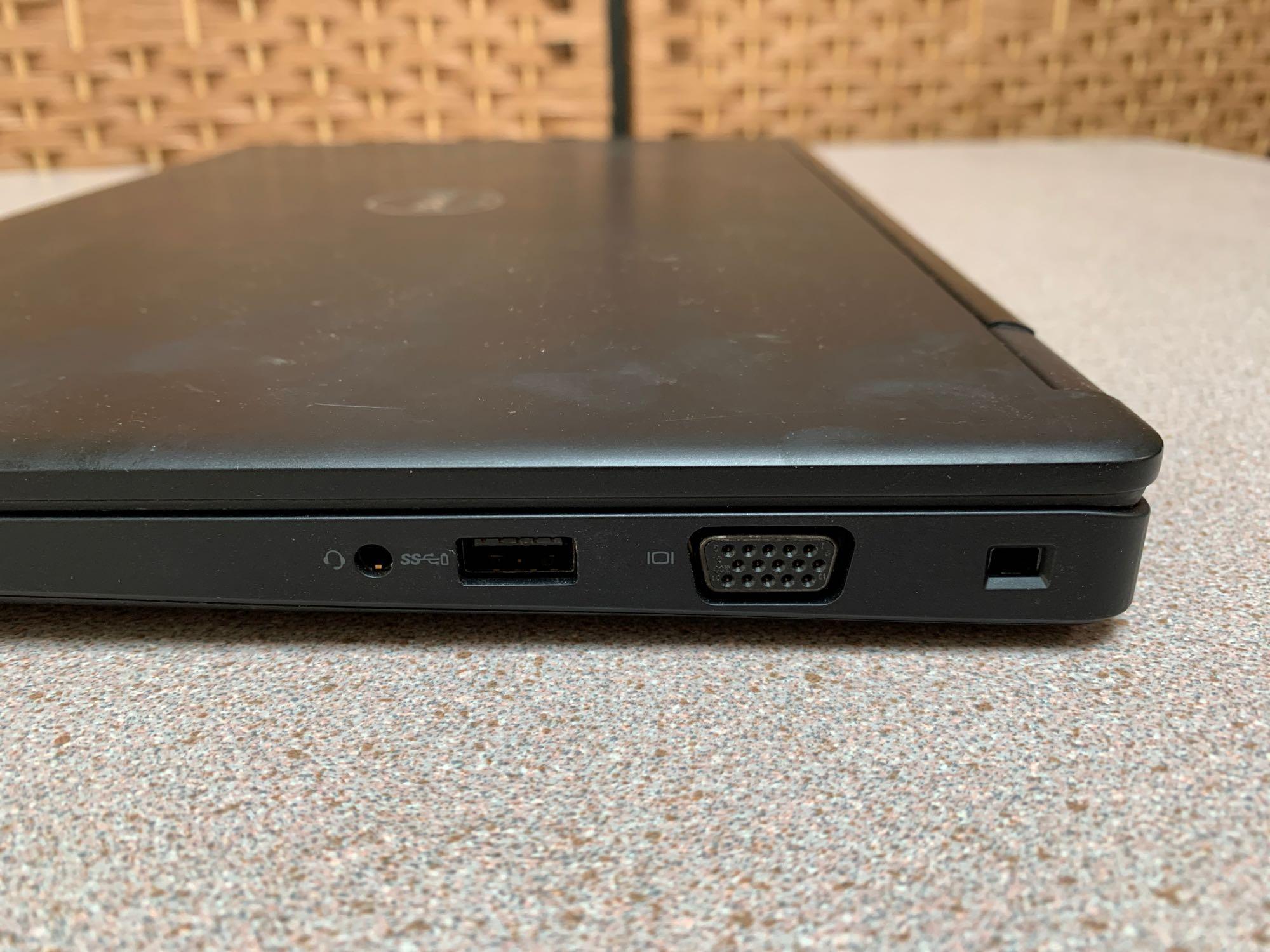 Dell Latitude 5480 Intel i5-7440HQ 2.8GHz 8GB 256GB SSD Wifi Cell HD NO OS Laptop