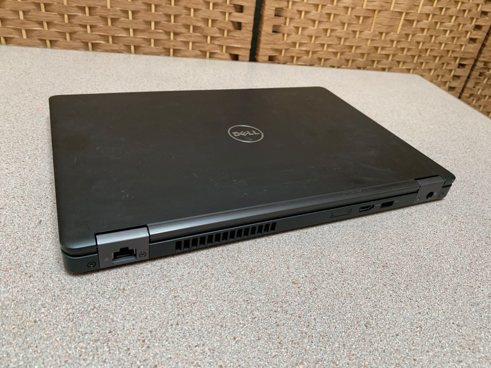 Dell Latitude 5480 Intel i5-7440HQ 2.8GHz 8GB 256GB SSD Wifi Cell HD NO OS Laptop