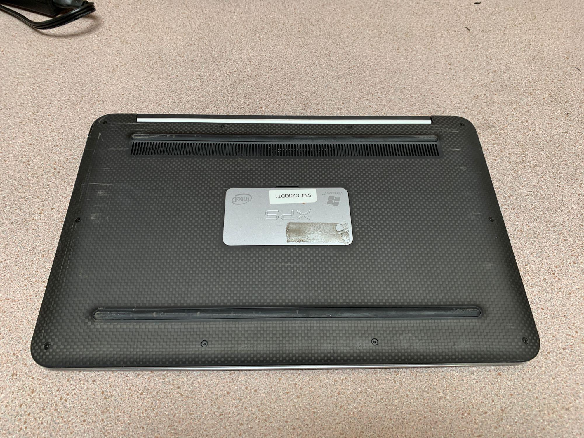 Dell XPS L321X 13.3in LCD Intel i5-2467M 1.6GHz 4GB 256GB SSD Wifi NO OS Laptop