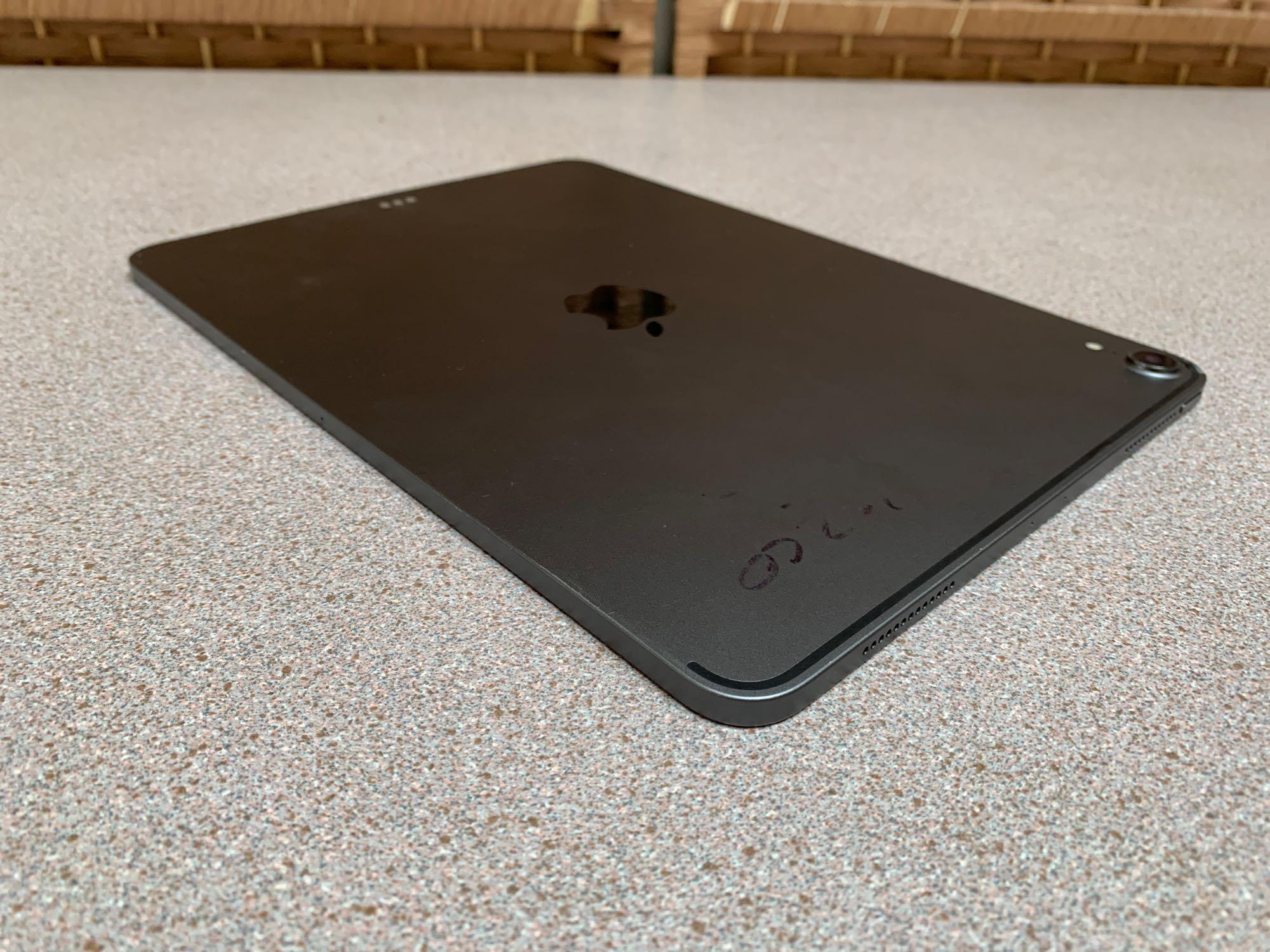 Apple A1980 iPad Pro 11in LCD Tablet 64GB Wifi Only