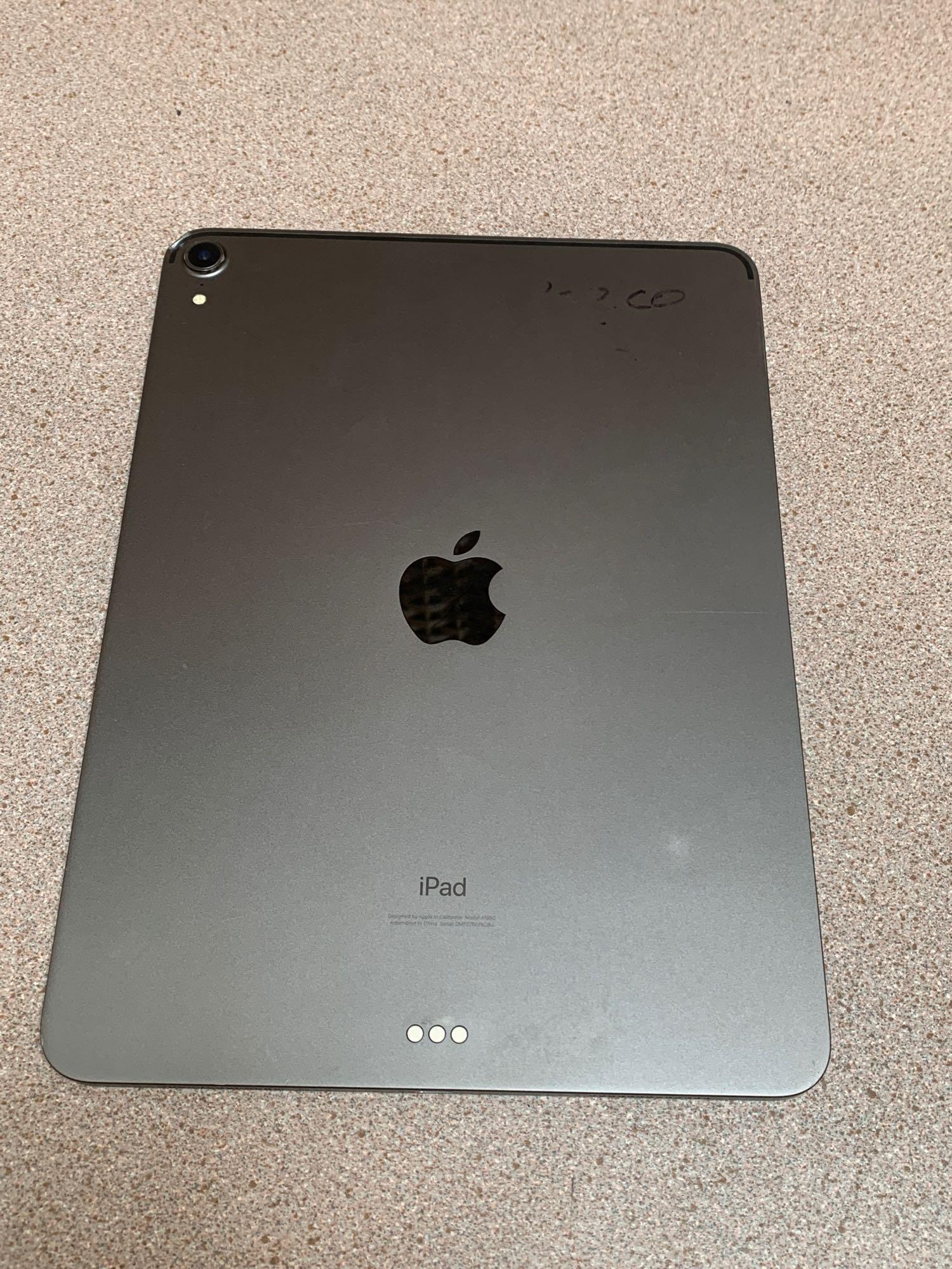 Apple A1980 iPad Pro 11in LCD Tablet 64GB Wifi Only