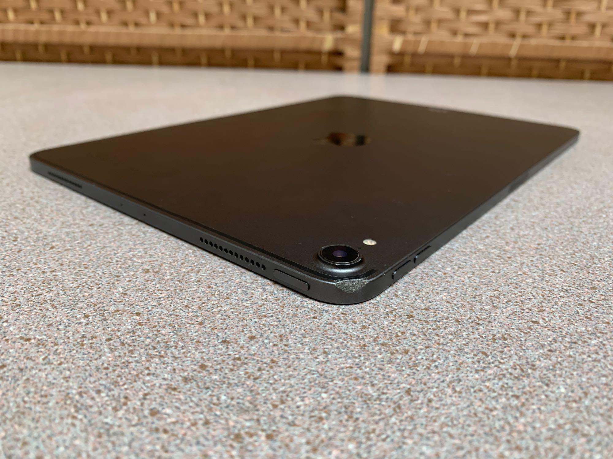 Apple A1980 iPad Pro 11in LCD Tablet 64GB Wifi Only