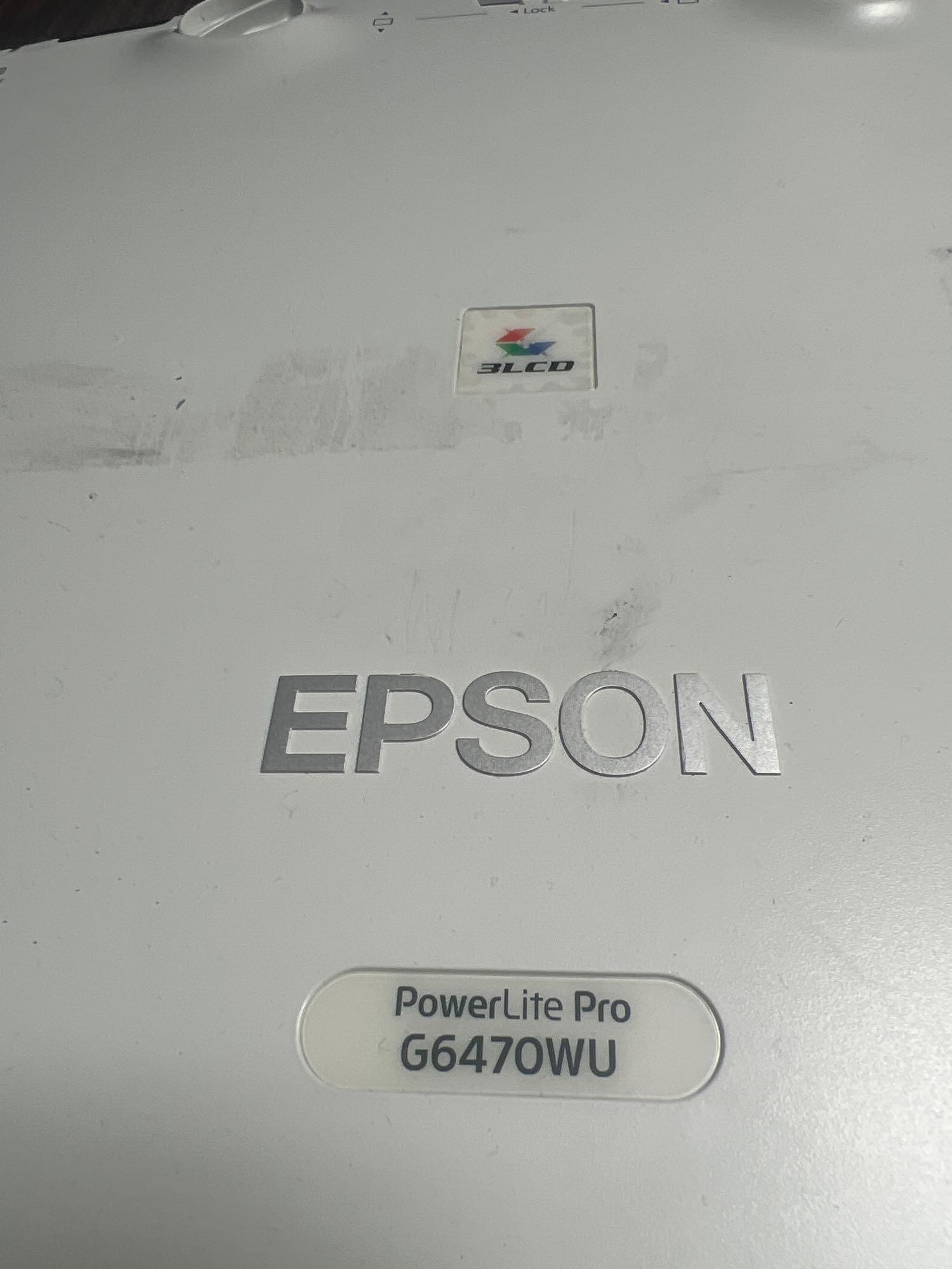 Epson PowerLite Pro G6470WU H701A 3LCD / 4500 Lumens HDMI Full HD Video Projector