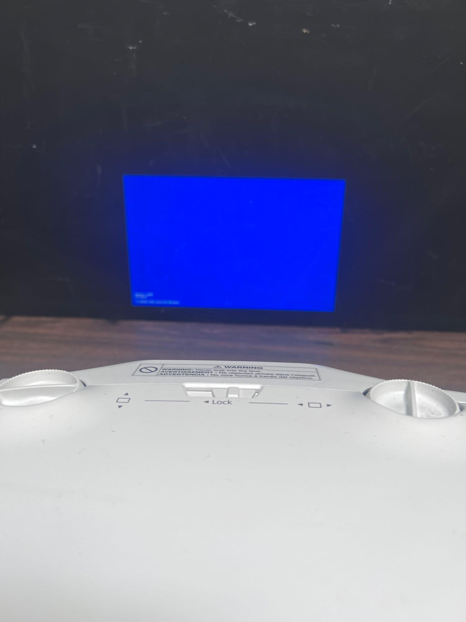 Epson PowerLite Pro G6470WU H701A 3LCD / 4500 Lumens HDMI Full HD Video Projector
