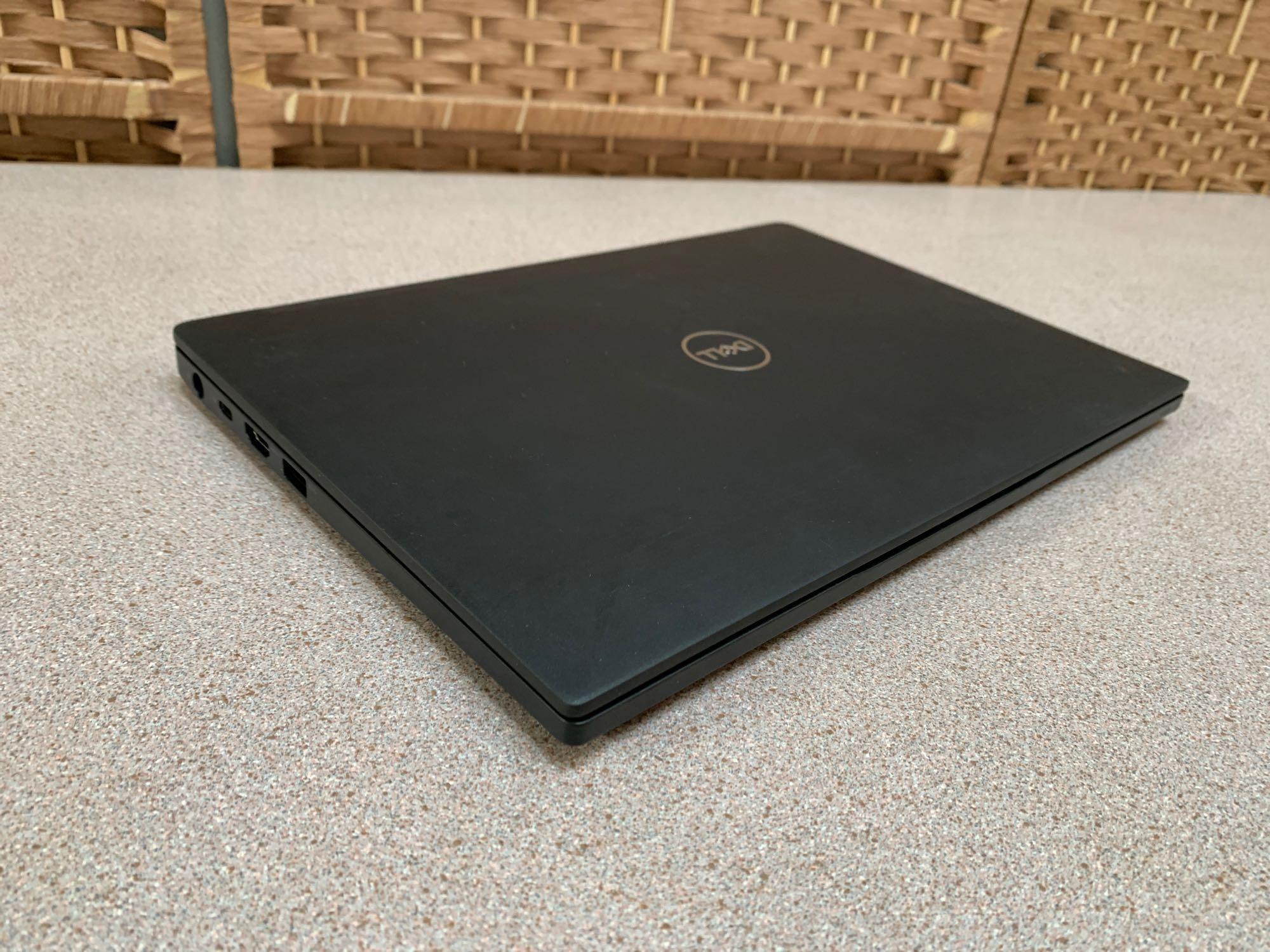 Dell Latitude 7390 13.3in LCD Intel i7-8650 8GB 256GB Win 10 Pro Type C Laptop