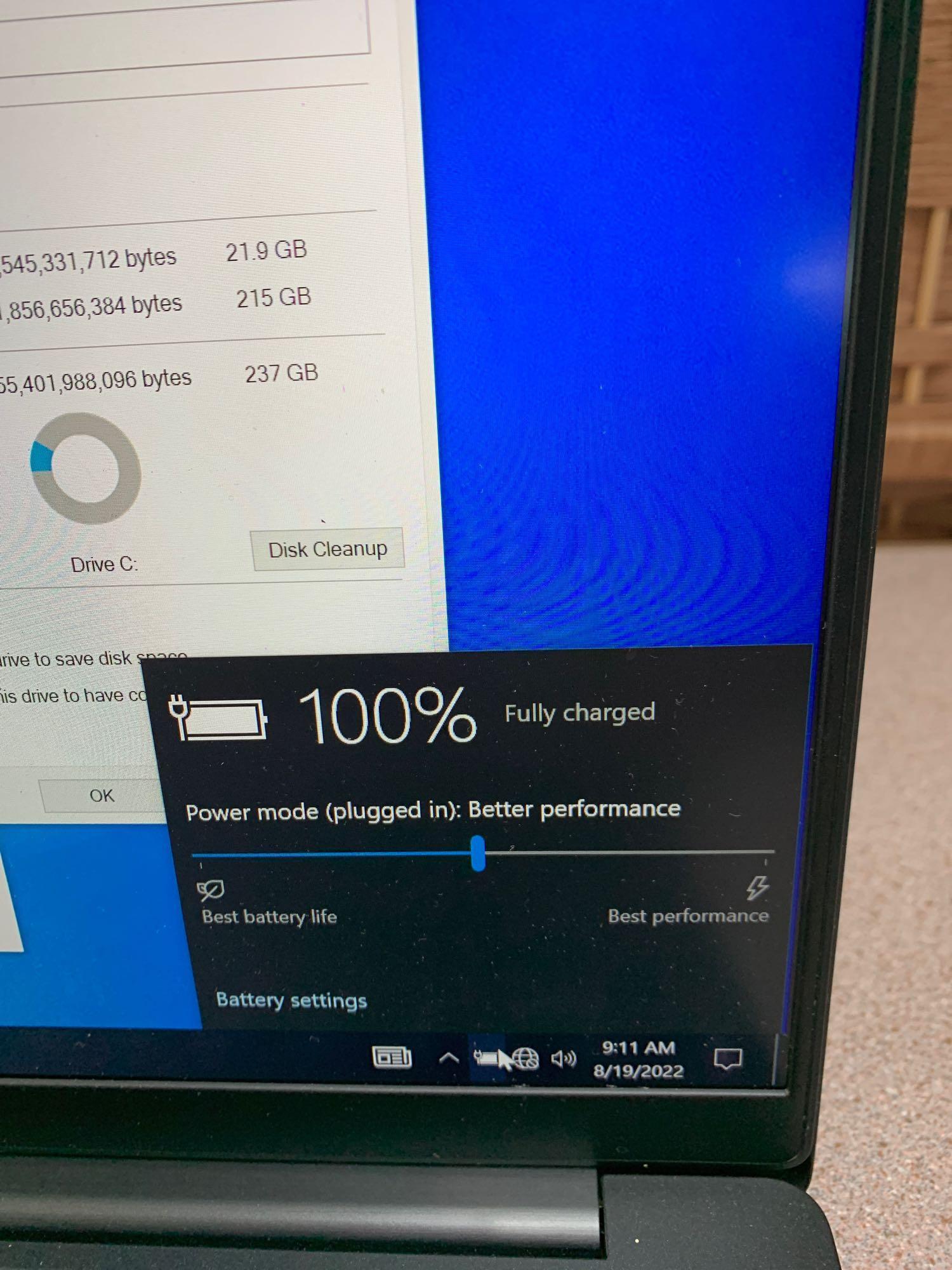 Dell Latitude 7390 13.3in LCD Intel i7-8650 8GB 256GB Win 10 Pro Type C Laptop