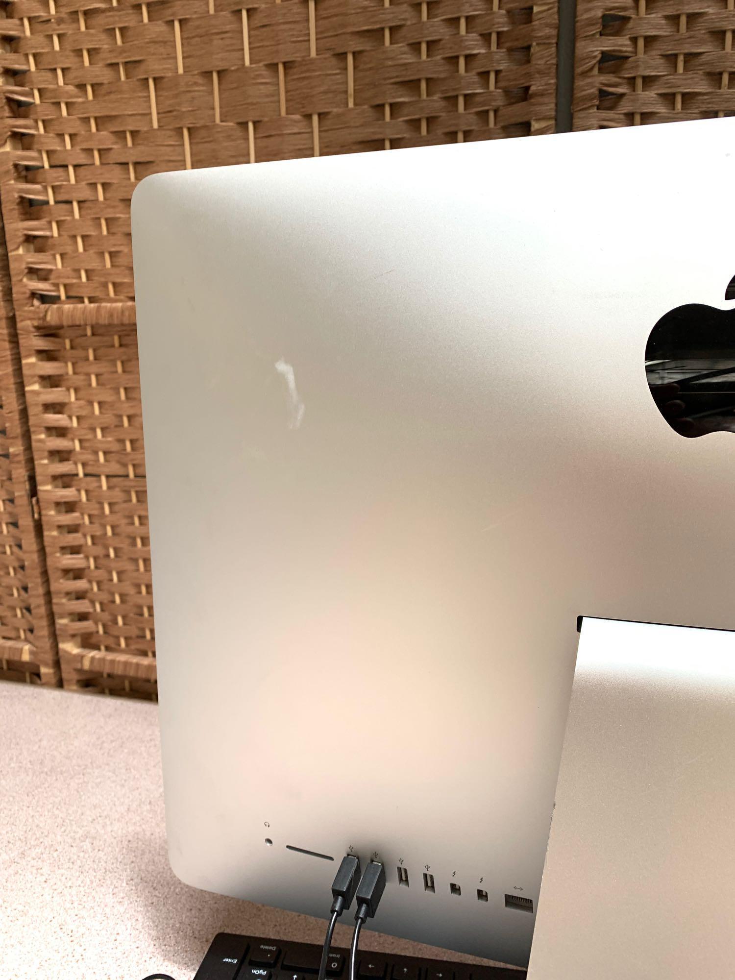 Apple A1418 21.5in iMac Intel Dual Core i5 1.6GHz 8GB 1TB Catalina AIO PC