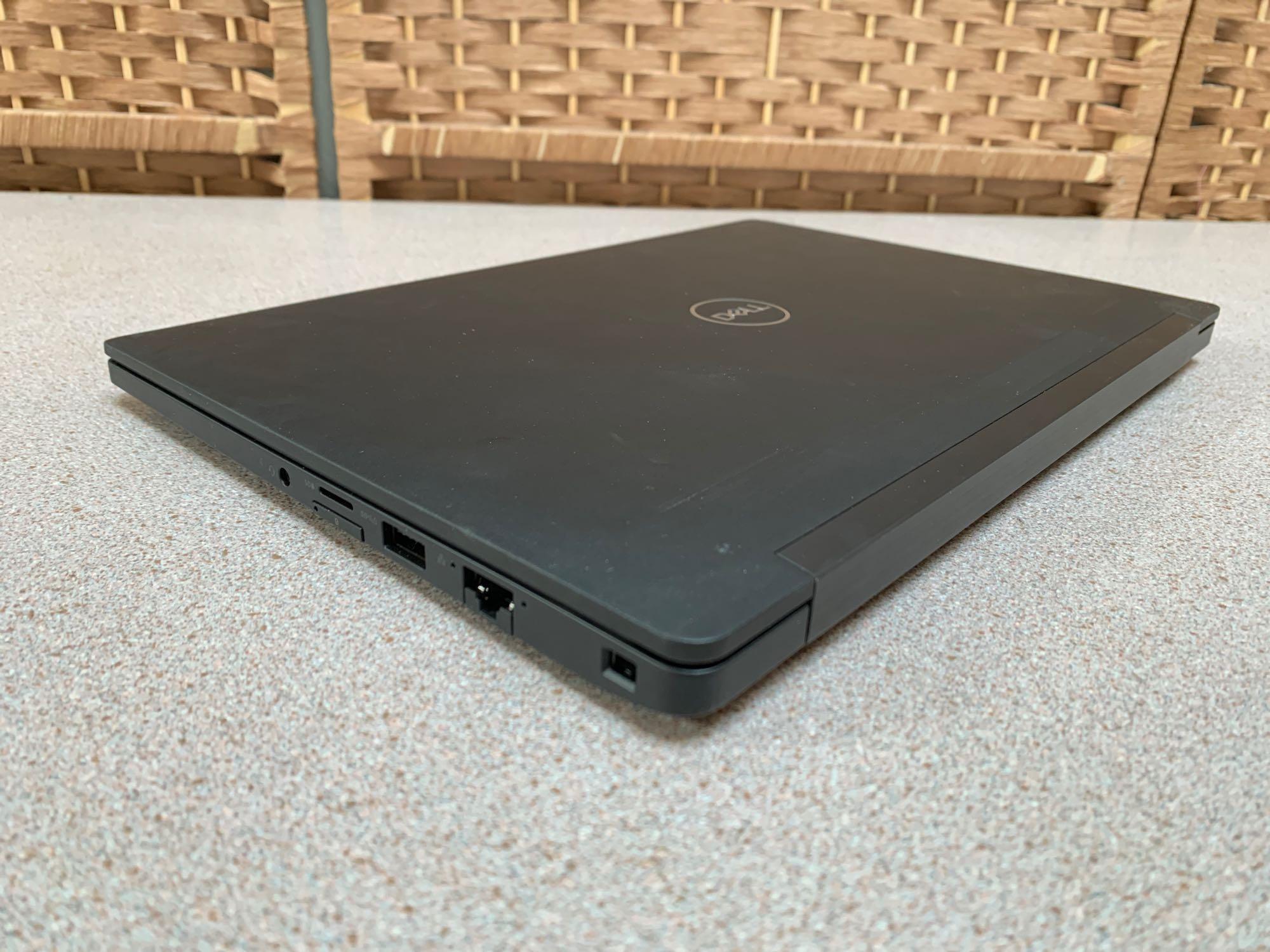 Dell Latitude 7390 13.3in LCD Intel i7-8650 8GB 256GB Win 10 Pro Type C NO BT Laptop