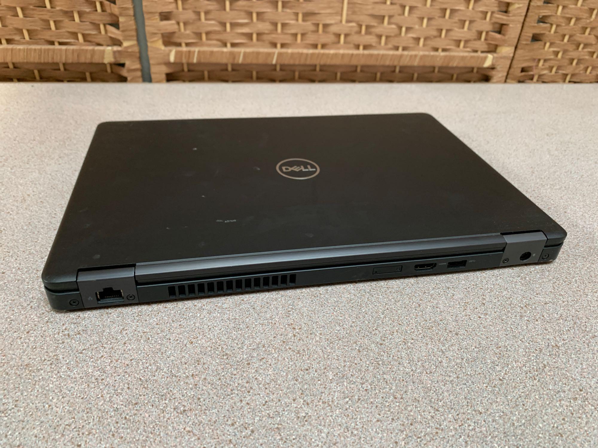 Dell Latitude 5490 14in LCD Intel i7-8650U 1.9GHz 8GB 256GB Win 10 Pro Laptop